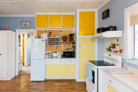 Photo of property in 1 Mill Street, Marton, 4710