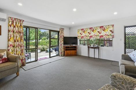 Photo of property in 2/5 King Edward Avenue, Papakura, 2110