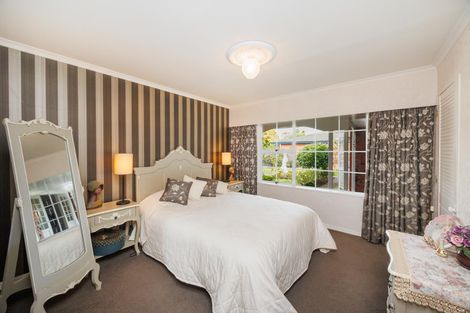 Photo of property in 7 Woodfield Avenue, Roslyn, Palmerston North, 4414