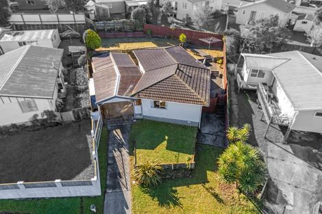 Photo of property in 20 Blueberry Grove, Timberlea, Upper Hutt, 5018