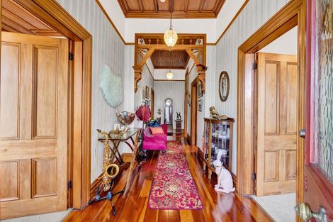 Photo of property in 416 Frankley Road, Hurdon, New Plymouth, 4310