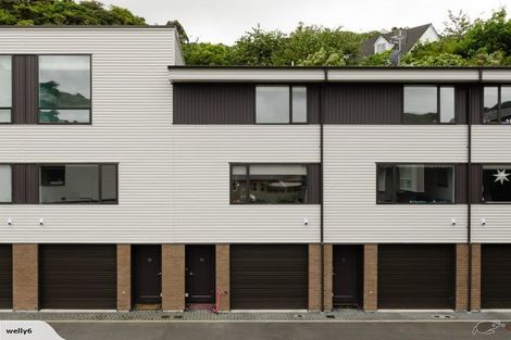 Photo of property in 18/8u Thatcher Crescent, Crofton Downs, Wellington, 6035