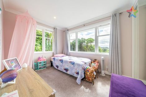Photo of property in 79 Miromiro Road, Normandale, Lower Hutt, 5010