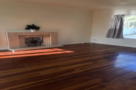 Photo of property in 131 Ocean View Road, Hillcrest, Auckland, 0627