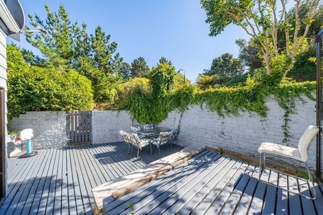 Photo of property in 27 Postgate Drive, Whitby, Porirua, 5024