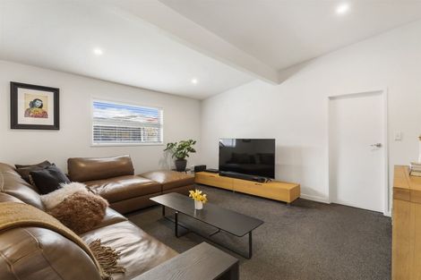 Photo of property in 75a Shakespeare Road, Milford, Auckland, 0620