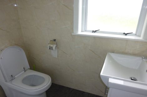 Photo of property in 4018 Great North Road, Glen Eden, Auckland, 0602
