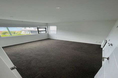 Photo of property in 9 Sargeson Way, Kaiwharawhara, Wellington, 6035