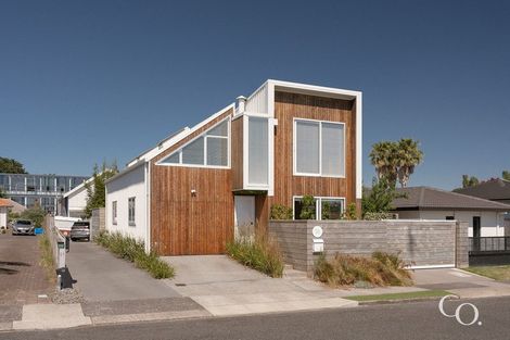 Photo of property in 12a Riverton Road, Mount Maunganui, 3116
