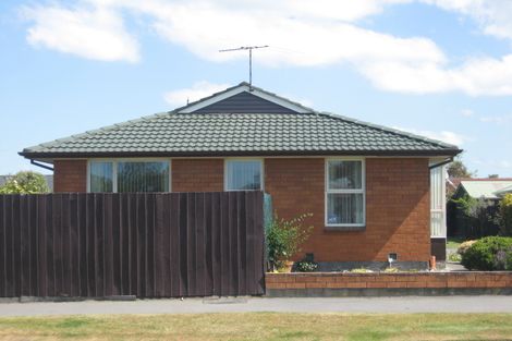 Photo of property in 393 Harewood Road, Bishopdale, Christchurch, 8053