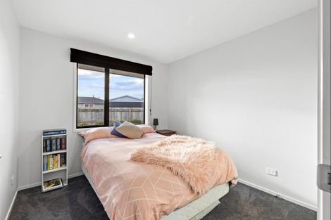Photo of property in 8a Shetland Place, Westbrook, Palmerston North, 4412