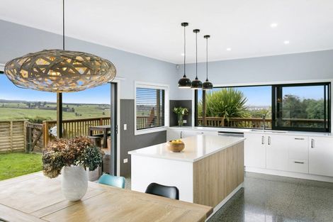 Photo of property in 108 Acacia Heights Drive, Acacia Bay, Taupo, 3385