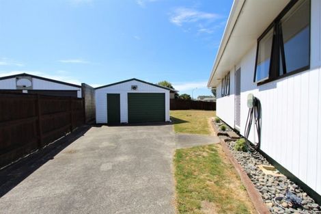 Photo of property in 1 Waitara Place, Tokoroa, 3420