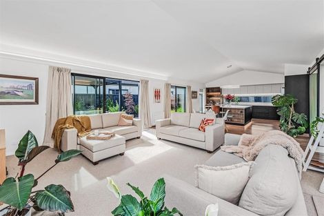 Photo of property in 10 Kinnerton Lane, Casebrook, Christchurch, 8051