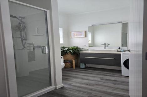 Photo of property in 9b Awatea Avenue, Paraparaumu, 5032