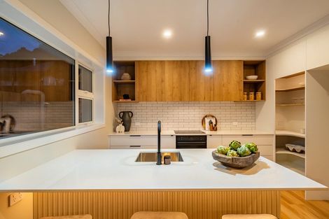 Photo of property in 70a Heretaunga Square, Silverstream, Upper Hutt, 5019