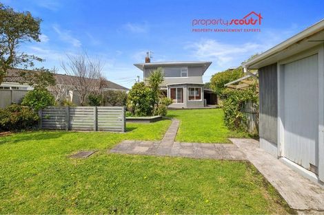 Photo of property in 14 Barrett Street, Westown, New Plymouth, 4310