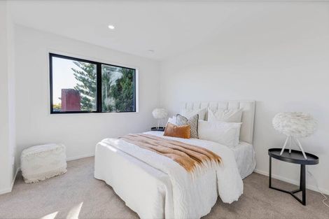 Photo of property in 44c Bruce Road, Glenfield, Auckland, 0629