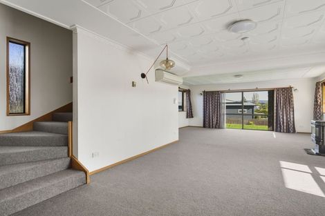 Photo of property in 11 Greenhithe Street, Waihola, Milton, 9073