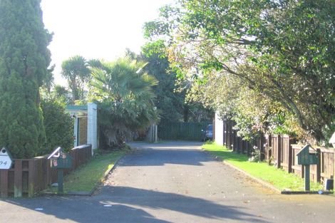Photo of property in 90 Morrow Avenue, St Andrews, Hamilton, 3200