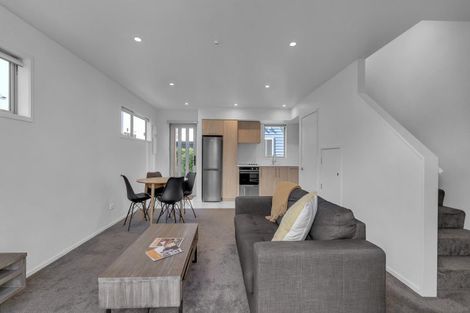 Photo of property in 5/257 Armagh Street, Christchurch Central, Christchurch, 8011