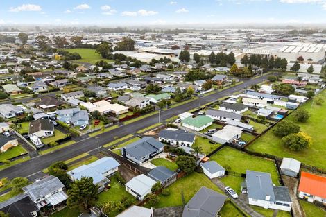 Photo of property in 32 Cecil Street, St Andrews, Hamilton, 3200