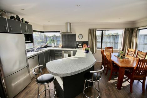 Photo of property in 52 Kupe Drive, Whitianga, 3510