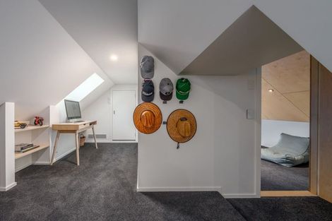 Photo of property in 7 Campbell Road, Wanaka, 9305