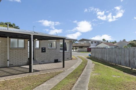 Photo of property in 2a Moorea Place, Mount Maunganui, 3116