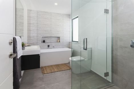 Photo of property in 2/196 Peterborough Street, Christchurch Central, Christchurch, 8013