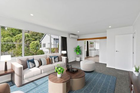 Photo of property in 97 Glanmire Road, Newlands, Wellington, 6037