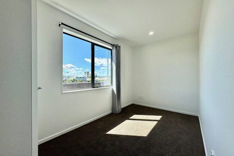 Photo of property in 50f Greenmeadows Avenue, Manurewa East, Auckland, 2102