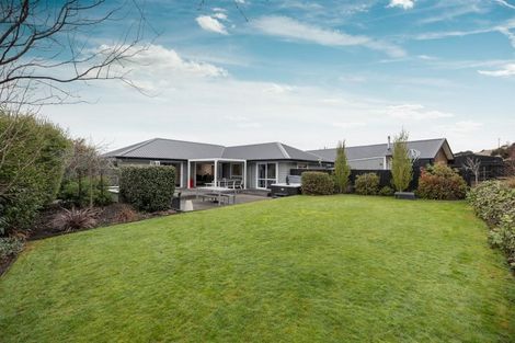Photo of property in 43 Kingfisher Crescent, Albert Town, Wanaka, 9305