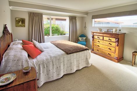 Photo of property in Holdsworth Villas, 59/2 William Donald Drive, Solway, Masterton, 5810