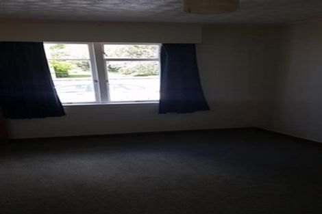 Photo of property in 43 Belt Road, Moturoa, New Plymouth, 4310