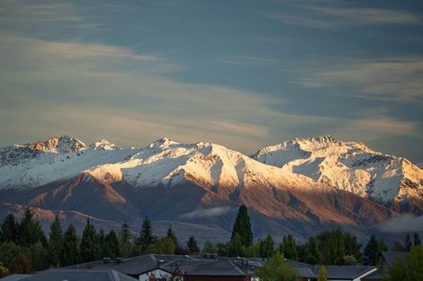 Photo of property in 7 Campbell Road, Wanaka, 9305