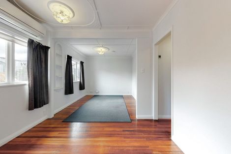 Photo of property in 55 Main Road, Titahi Bay, Porirua, 5022