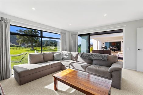 Photo of property in 51 Pigeon Valley Road, Wakefield, 7025