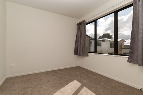 Photo of property in 7/116 Colwill Road, Massey, Auckland, 0614