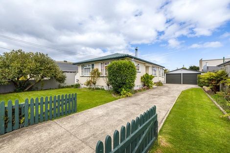 Photo of property in 16 Tanner Street, Woolston, Christchurch, 8023
