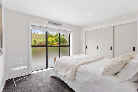 Photo of property in 136 Annett Road, Kumeu, 0891