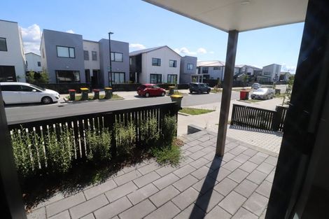 Photo of property in 34 Hobsonville Point Road, Hobsonville, Auckland, 0616