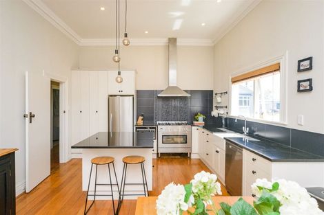 Photo of property in 17 Perrin Place, Kelvin Grove, Palmerston North, 4414