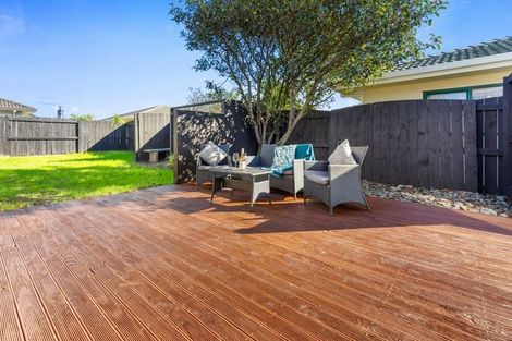 Photo of property in 38 Katerini Grove, Papamoa Beach, Papamoa, 3118