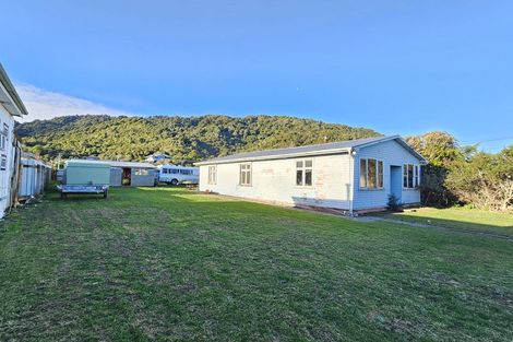 Photo of property in 137 Bright Street, Cobden, Greymouth, 7802