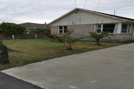 Photo of property in 18 Vivian Street, Burwood, Christchurch, 8083