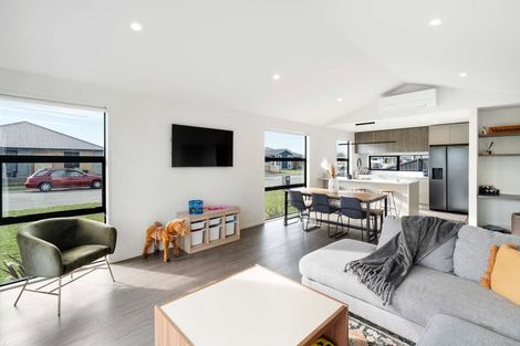 Photo of property in 18 Harrison Drive, Rolleston, 7614