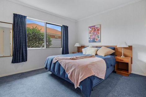 Photo of property in 1 Azalea Dell, Mount Maunganui, 3116