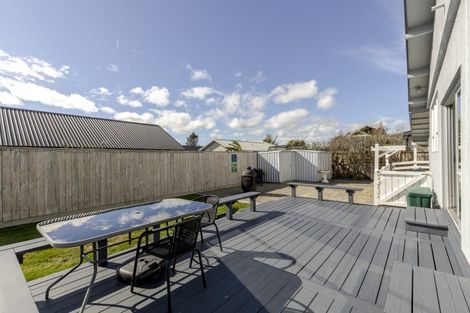 Photo of property in 535 Manutahi Road, Lepperton, New Plymouth, 4373