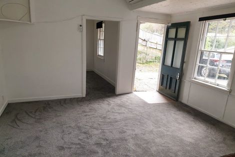 Photo of property in 80 Shakespeare Road, Bluff Hill, Napier, 4110